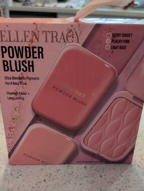 Ellen Tracy Powder Blush — Peachy Pink Shade Light Rose And Berry Sorbet